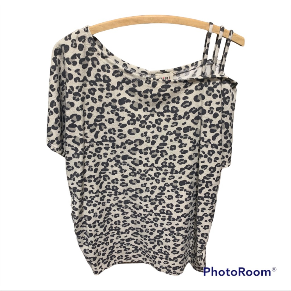 Medium leopard print t-shirt
